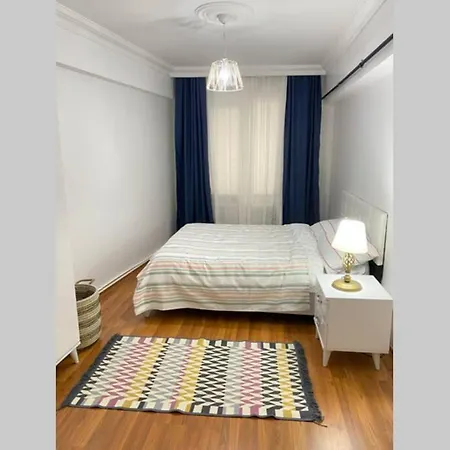 Gorgeous 2 Bedroom For Your Comfy Istanbul